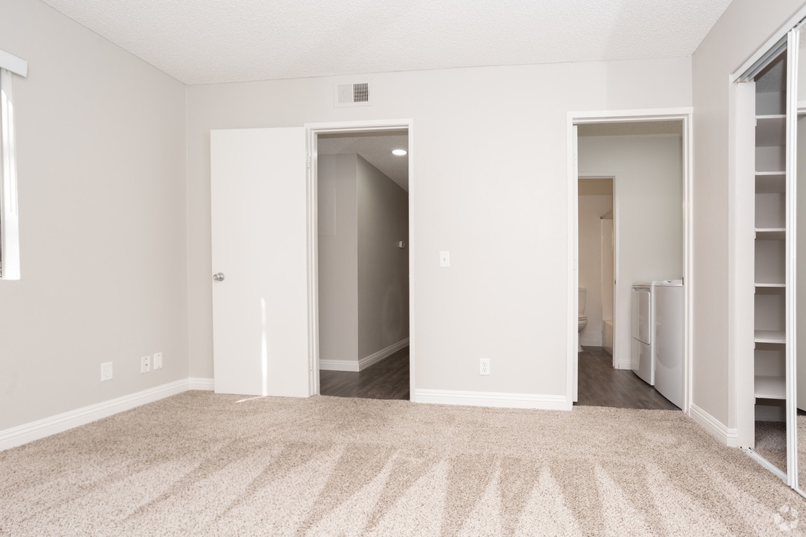 Stonewood Riverside, CA Home