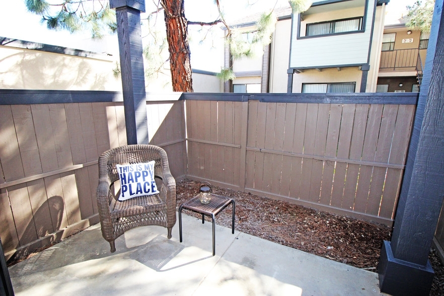 Riverside, CA Apartments Stonewood Floor Plans
