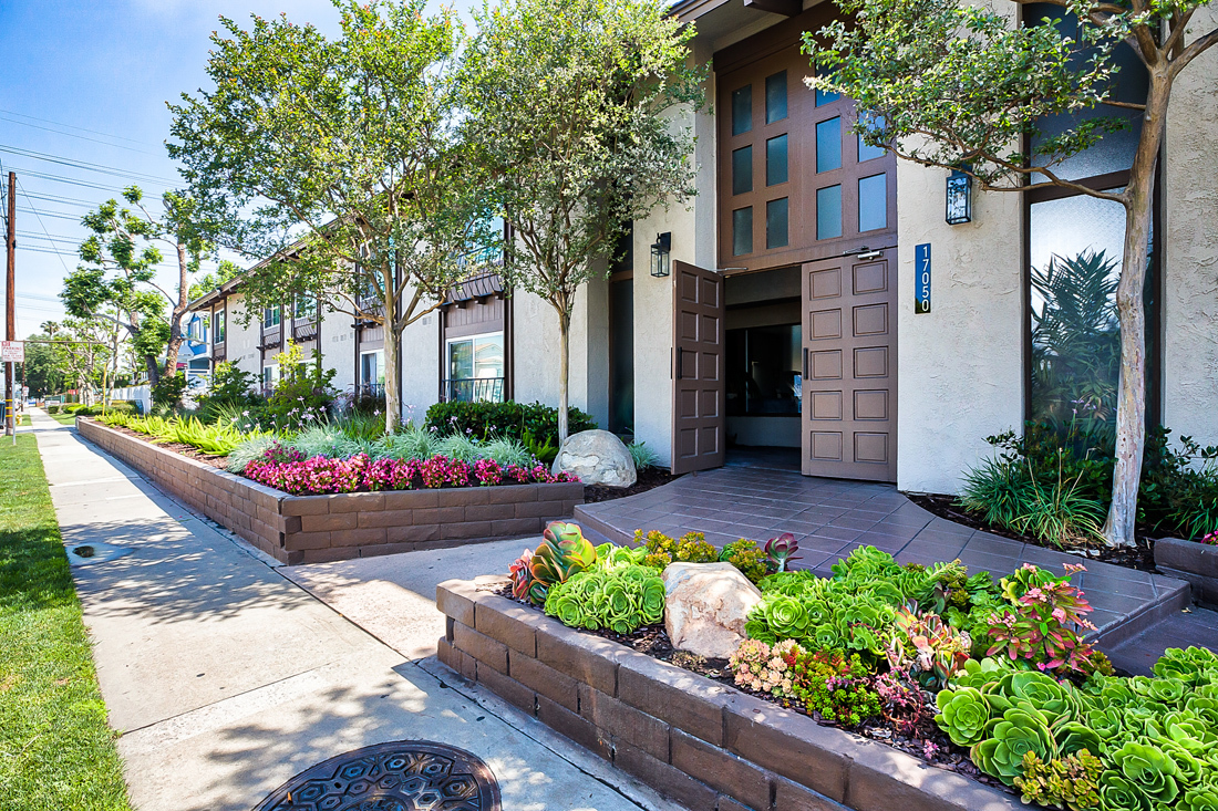 Jennifer L. Spicer White House Flowers Bellflower Ca White House