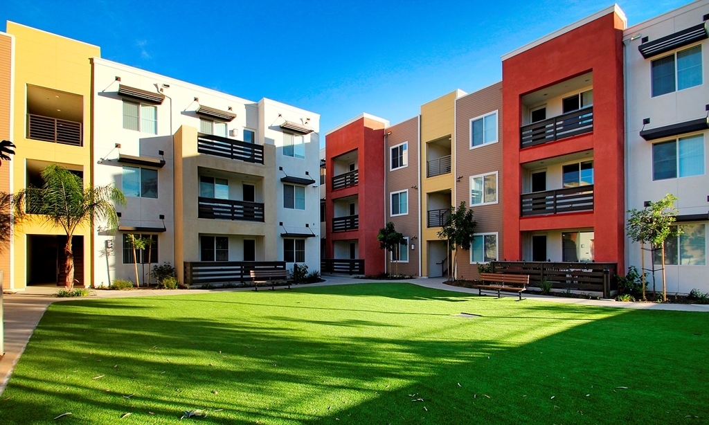 807 West Riverside, CA Home