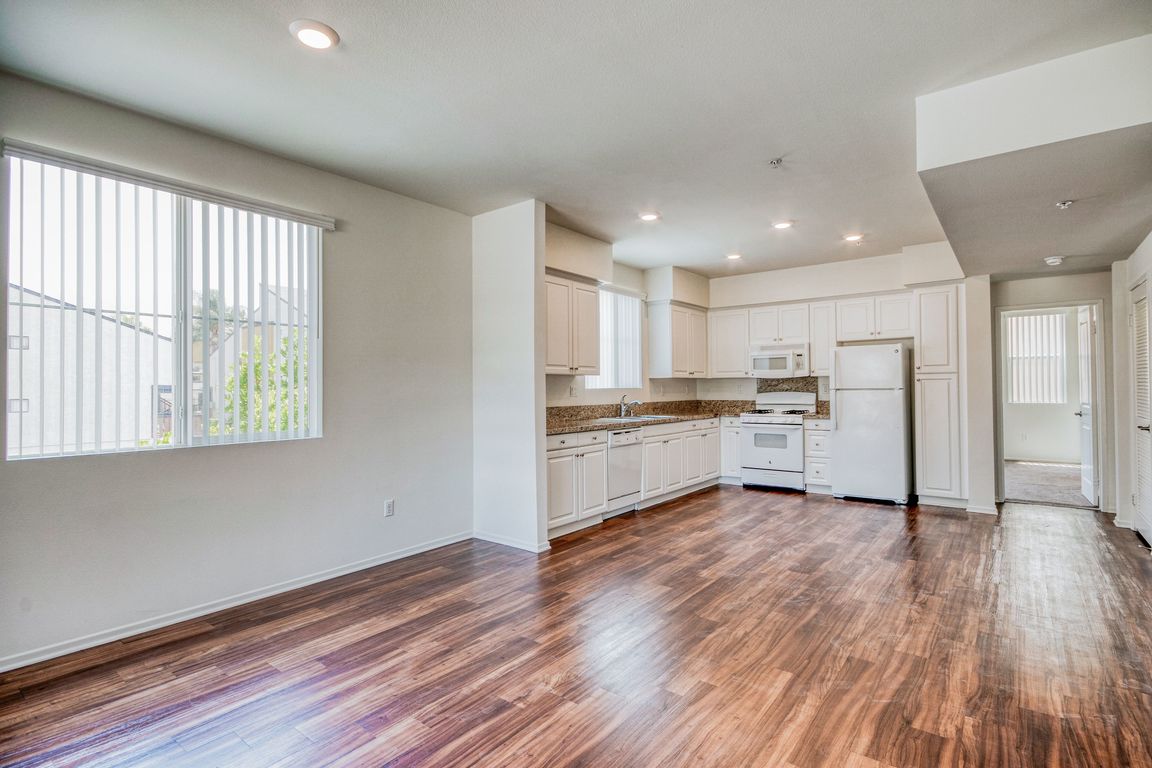 New 807 West Apartments Riverside Ca 92507 for Large Space