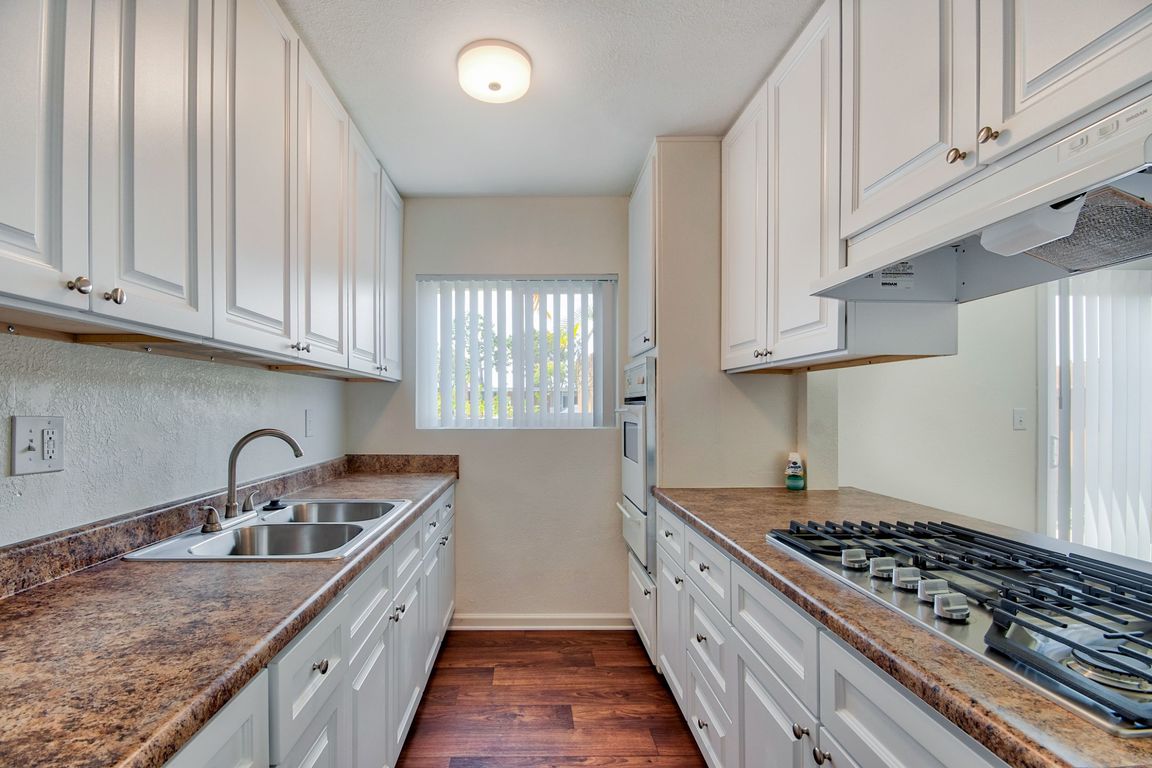 Lamplighter Village Garden Grove, CA Home