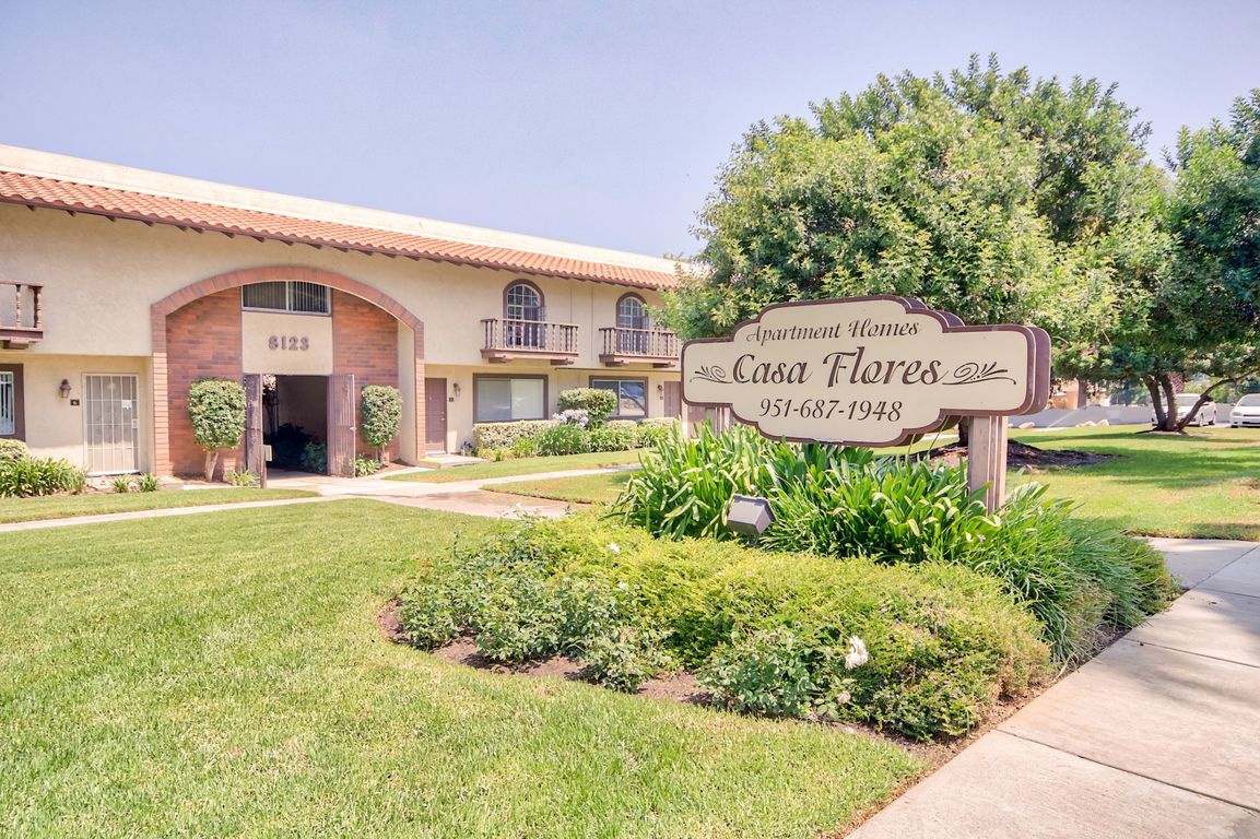 Casa Flores Apartments Riverside, CA Home