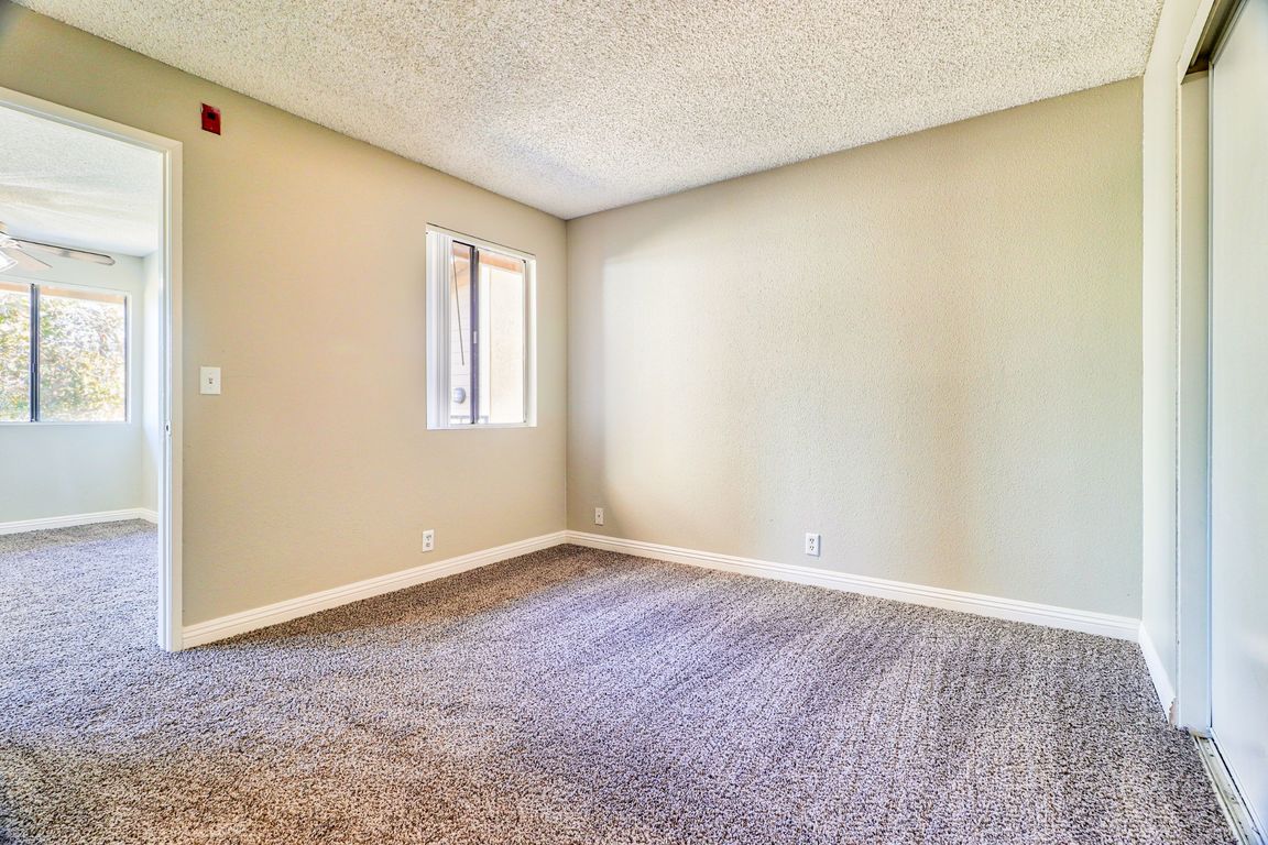 Riverside Apartments Cerro Vista Gallery