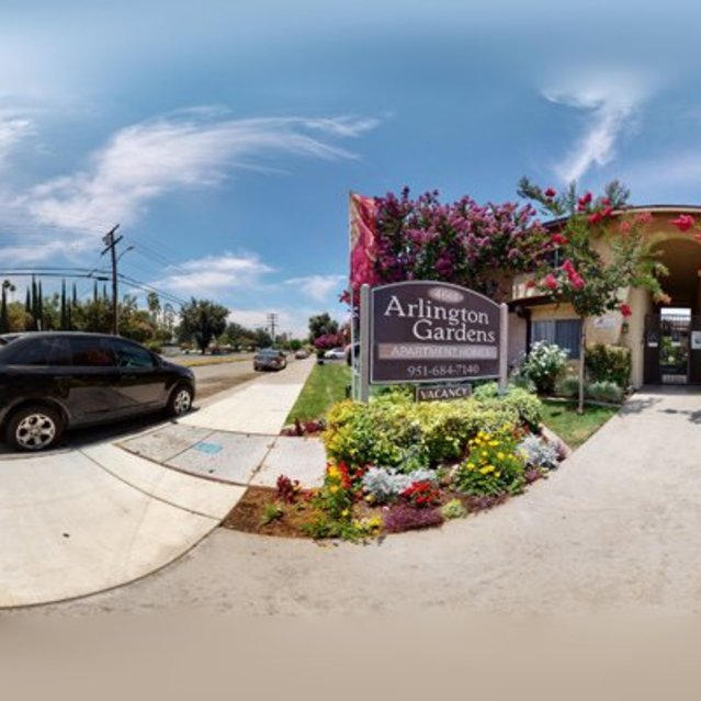 Arlington Gardens Riverside, CA Home